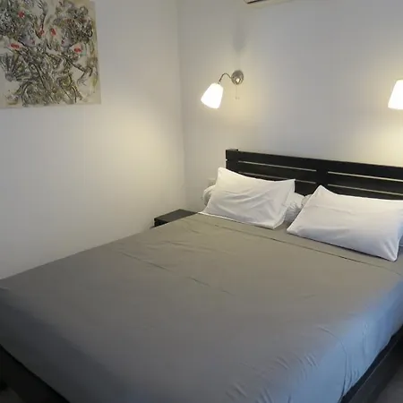 Les Chambres De Sainte Marguerite La Garde (Var)