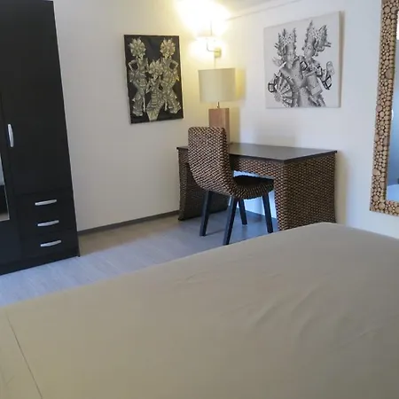 Les Chambres De Sainte Marguerite Nocleg ze śniadaniem La Garde (Var)
